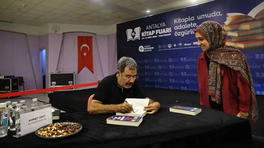 Antalya Kitap Fuarı’nda Ahmet Ümit Rüzgarı! 4